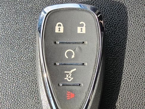 Used 2023 Chevrolet Equinox LT w/ Driver Convenience Package image 34