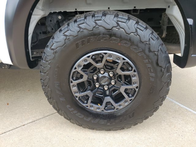 Used 2024 Ford F150 Raptor w/ Equipment Group 803A Raptor R AWD/4WD image 6