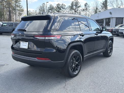 New 2026 Jeep Grand Cherokee Altitude AWD/4WD image 8