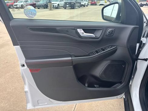 Used 2023 Ford Escape ST-Line Select w/ Tech Pack #2 AWD/4WD image 20