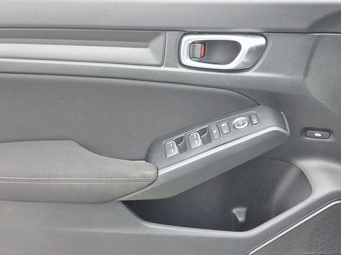 Used 2023 Honda Civic Sport image 12