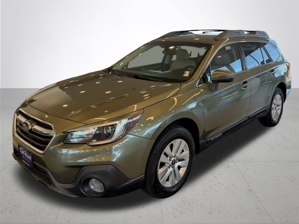 Used 2018 Subaru Outback 2.5i Premium AWD/4WD image 2