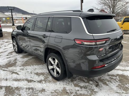 Used 2022 Jeep Grand Cherokee L Limited image 22