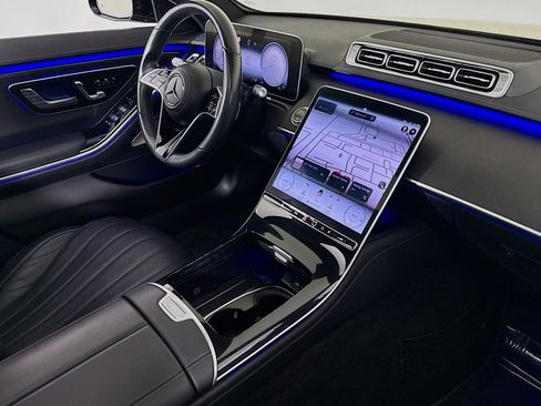 Certified 2022 Mercedes-Benz S 500 4MATIC image 17