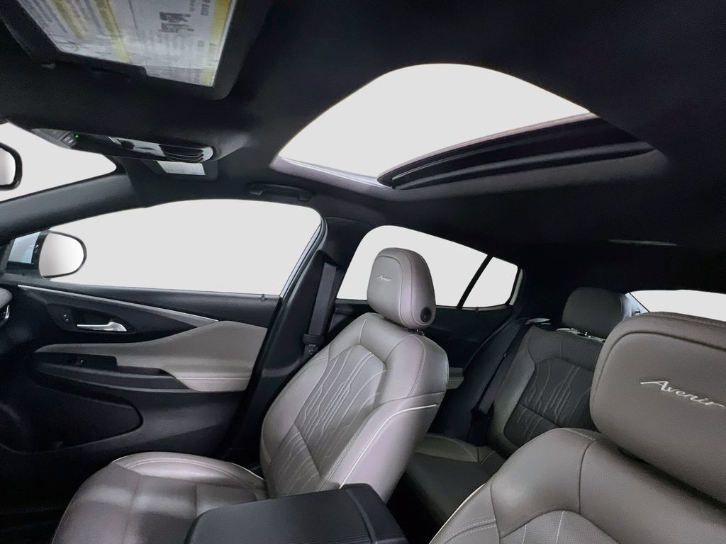 Certified 2024 Buick Envista Avenir FWD image 18