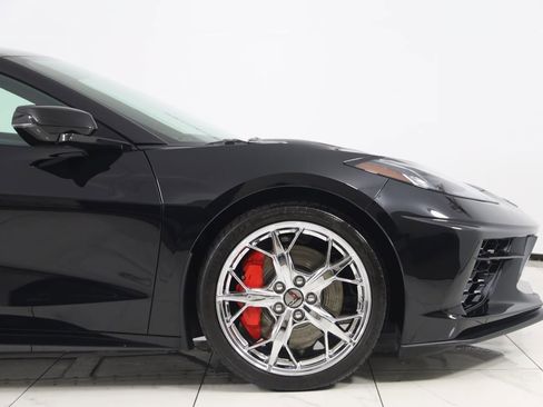 Used 2020 Chevrolet Corvette Stingray Premium Cpe w/ 3LT Preferred Equipment Group image 3