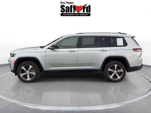 Used 2023 Jeep Grand Cherokee L Limited w/ Trailer Tow Group (B) AWD/4WD image 4