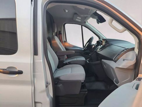 Used 2019 Ford Transit 150 148 Low Roof RWD image 19