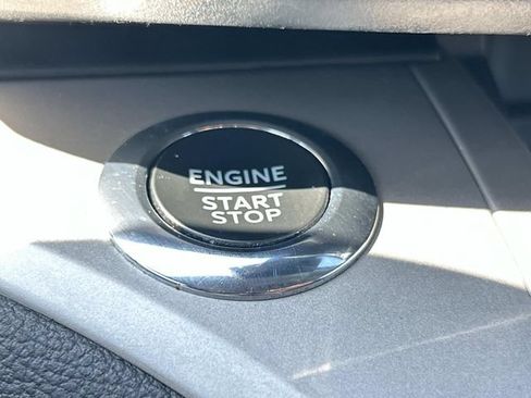 Certified 2023 Ford Explorer XLT AWD/4WD image 38