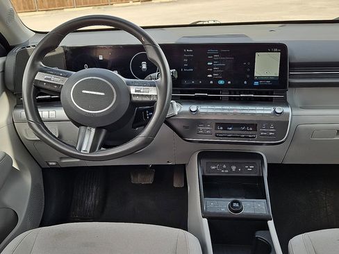 Used 2024 Hyundai Kona SEL w/ Convenience Package image 17