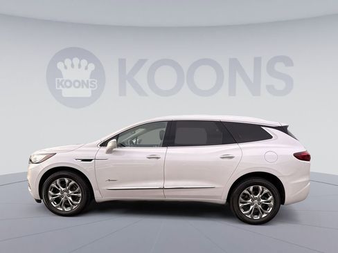 Used 2020 Buick Enclave Avenir w/ Avenir Technology Package image 2