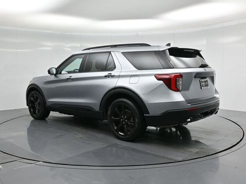 Certified 2023 Ford Explorer ST-Line w/ Class IV Trailer Tow Package image 7