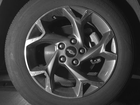 Used 2025 Chevrolet Trax LT image 13