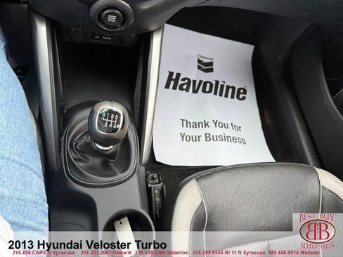Used 2013 Hyundai Veloster Turbo image 15