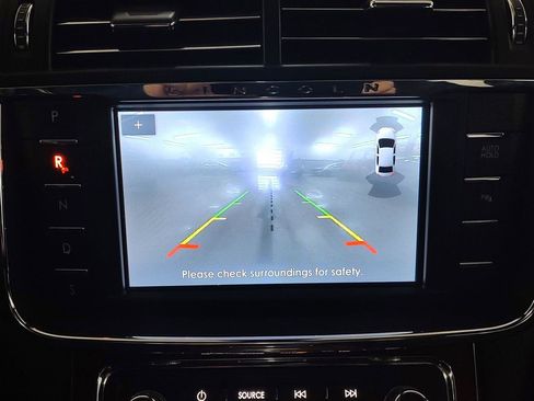 Used 2020 Lincoln Continental AWD w/ Premium Package image 6