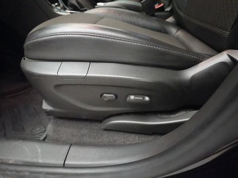 Used 2017 Buick Encore Preferred AWD/4WD image 28