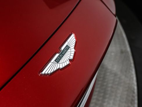 Used 2021 Aston Martin DBX image 51