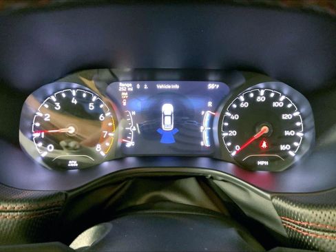 Used 2024 Jeep Compass Trailhawk image 20