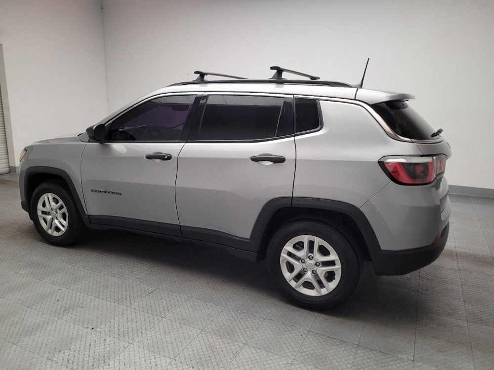 Used 2019 Jeep Compass Sport FWD image 3