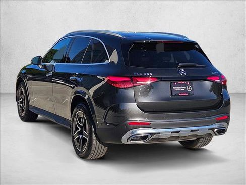Certified 2025 Mercedes-Benz GLC 300 4MATIC image 8