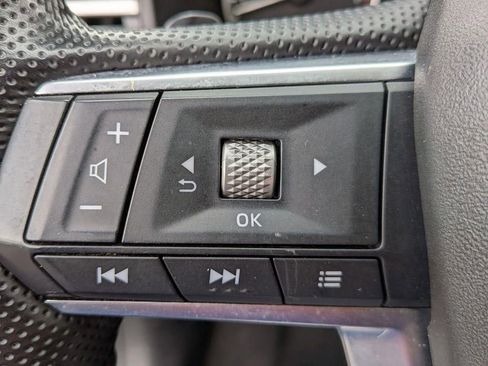 Used 2024 Mitsubishi Outlander SE AWD/4WD image 17