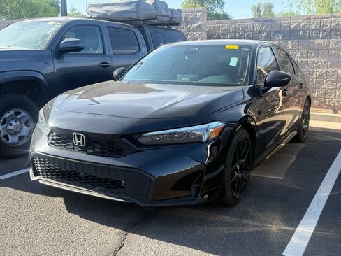 Used 2025 Honda Civic Sport image 2