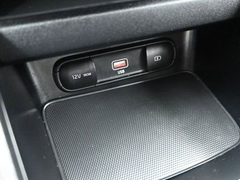 Certified 2024 Kia Forte LXS w/ LXS Technology Package FWD image 20