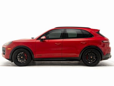 Used 2025 Porsche Cayenne GTS image 2