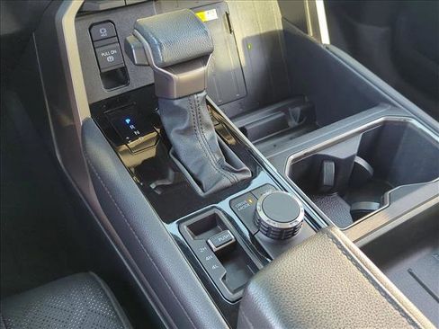 Used 2023 Toyota Tundra Limited w/ Power Package AWD/4WD image 12