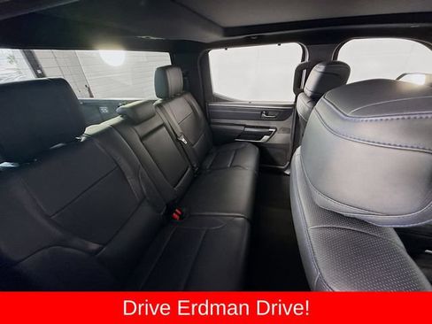 Used 2025 Toyota Tundra Platinum AWD/4WD image 27