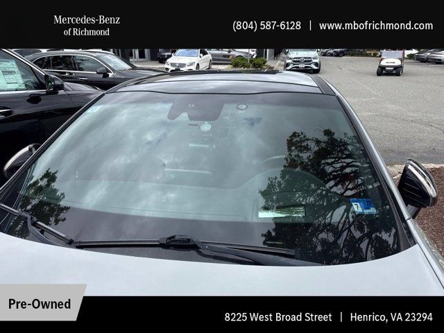 Used 2018 Kia Stinger GT2 AWD/4WD image 2