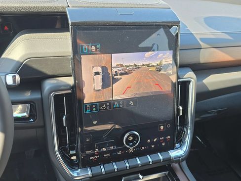 New 2026 GMC Yukon Denali AWD/4WD image 15