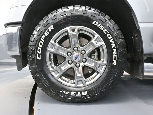 Used 2022 Ford F150 Lariat AWD/4WD image 18
