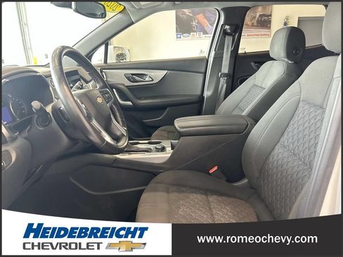 Used 2020 Chevrolet Blazer LT AWD/4WD image 13