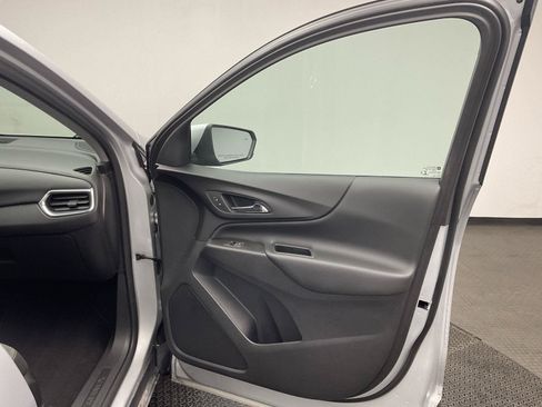 Used 2022 Chevrolet Equinox LT FWD image 24