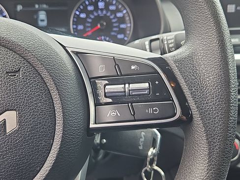 Certified 2023 Kia Forte LXS FWD image 19