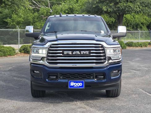 Used 2024 RAM 2500 Limited w/ Towing Technology Group AWD/4WD image 2