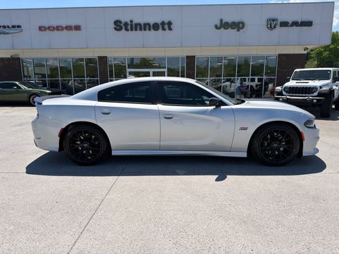 Used 2023 Dodge Charger Scat Pack w/ Plus Group RWD image 5