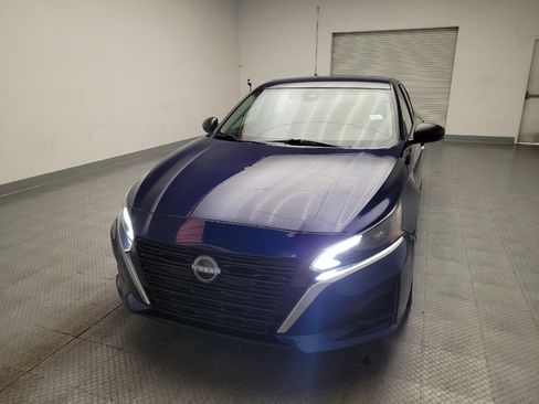 Used 2024 Nissan Altima 2.5 S FWD image 15