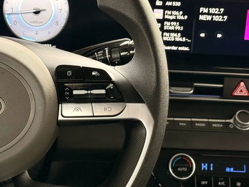 Used 2024 Hyundai Elantra SEL image 34