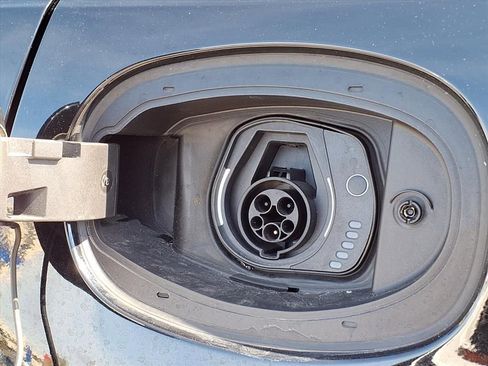 Used 2024 Alfa Romeo Tonale Ti image 21