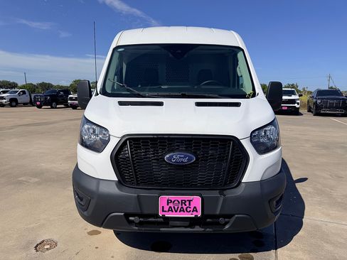 Used 2024 Ford Transit 250 148 Medium Roof RWD image 2