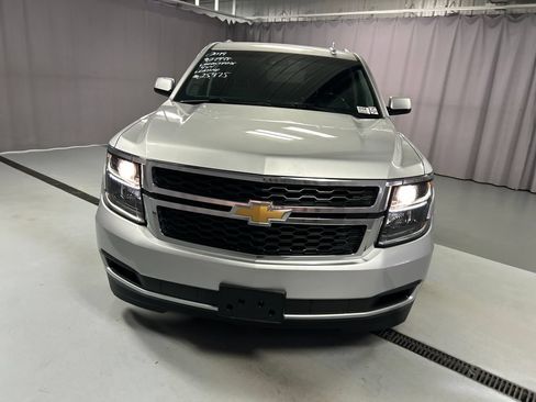 Used 2019 Chevrolet Suburban LT AWD/4WD image 2