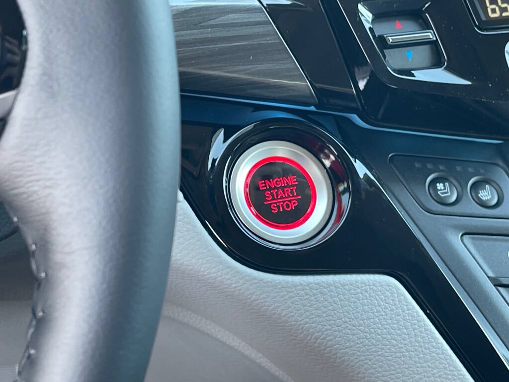 Certified 2024 Honda Odyssey EX image 11