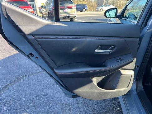 Used 2024 Nissan Sentra SR w/ SR Premium Package FWD image 20