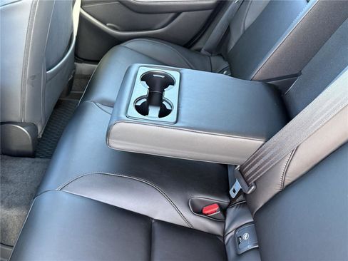 Certified 2025 MAZDA MAZDA3 s image 18