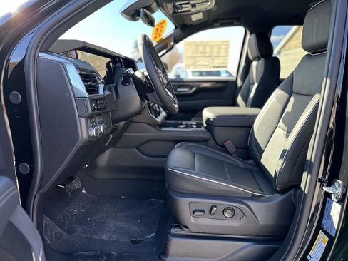 New 2026 GMC Yukon XL Elevation w/ LPO, Floor Liner Package AWD/4WD image 9