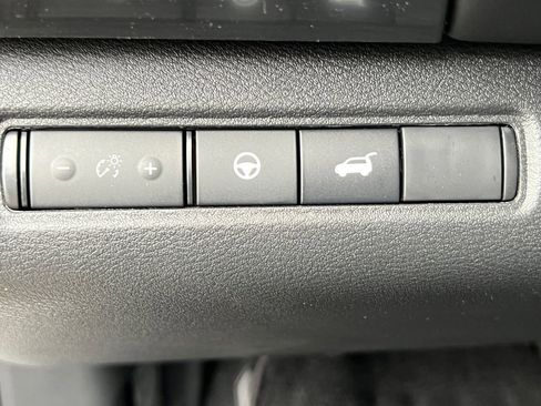 New 2026 Nissan Pathfinder SL FWD image 26