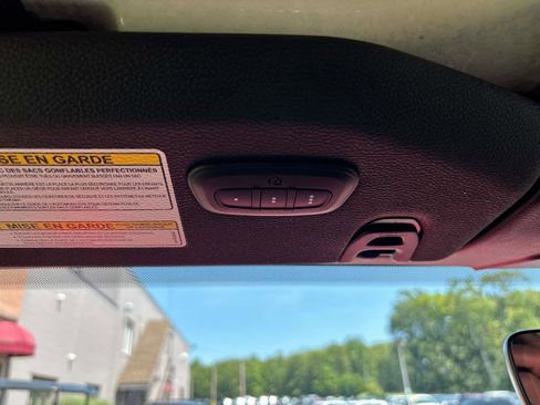 Used 2021 Jeep Gladiator Sport image 23