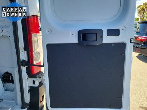 Used 2025 RAM ProMaster 2500 w/ Convenience Group FWD image 12